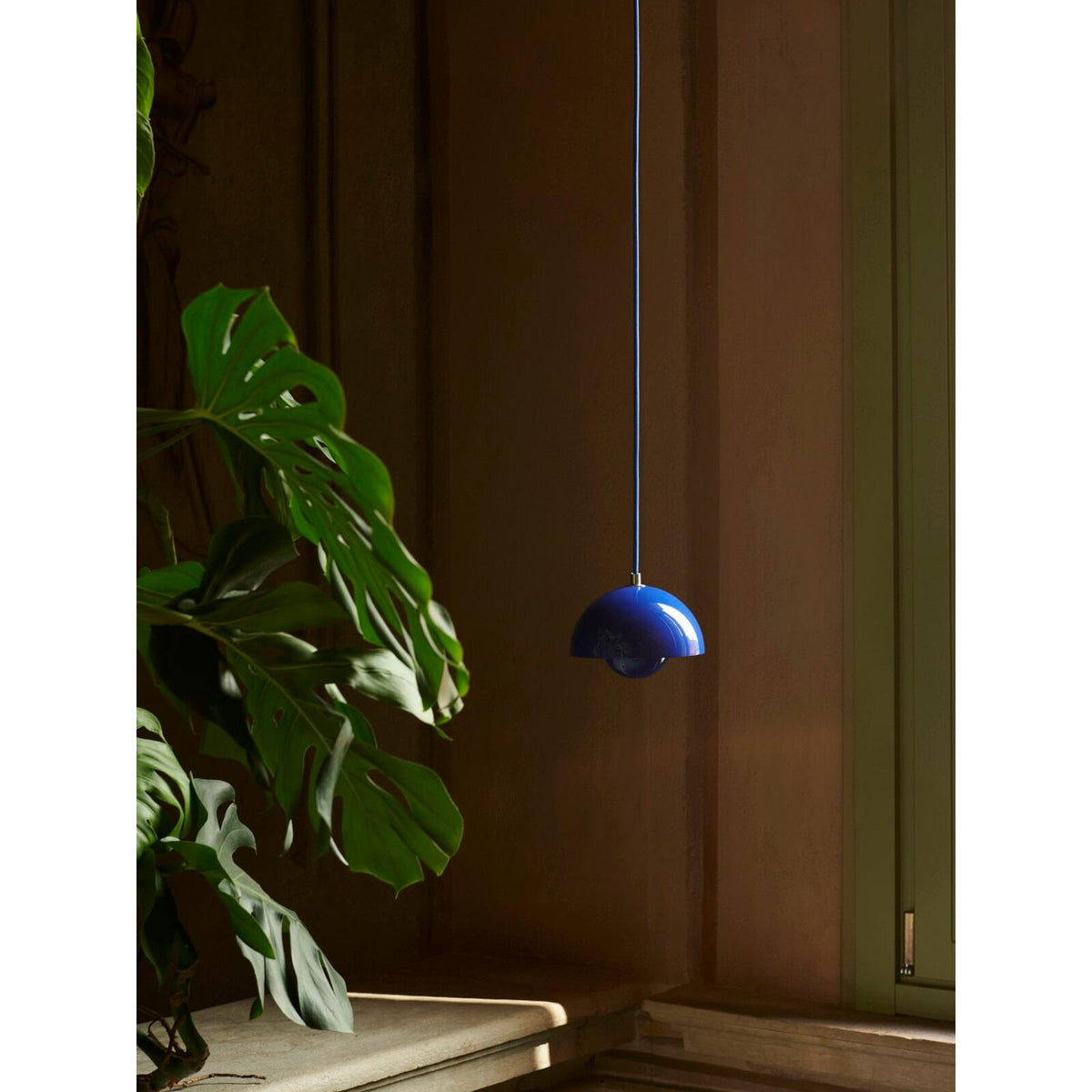 &Tradition - Flowerpot VP10 Pendant - AT-20838101 | Montreal Lighting & Hardware