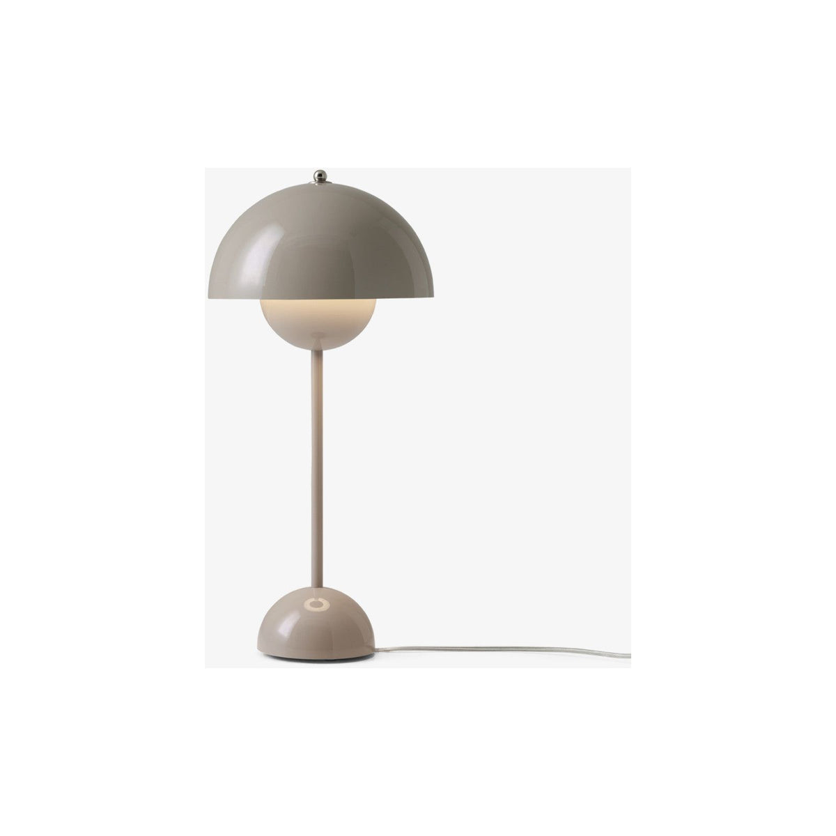 &Tradition - Flowerpot VP3 Table Lamp - AT-133084A209 | Montreal Lighting & Hardware