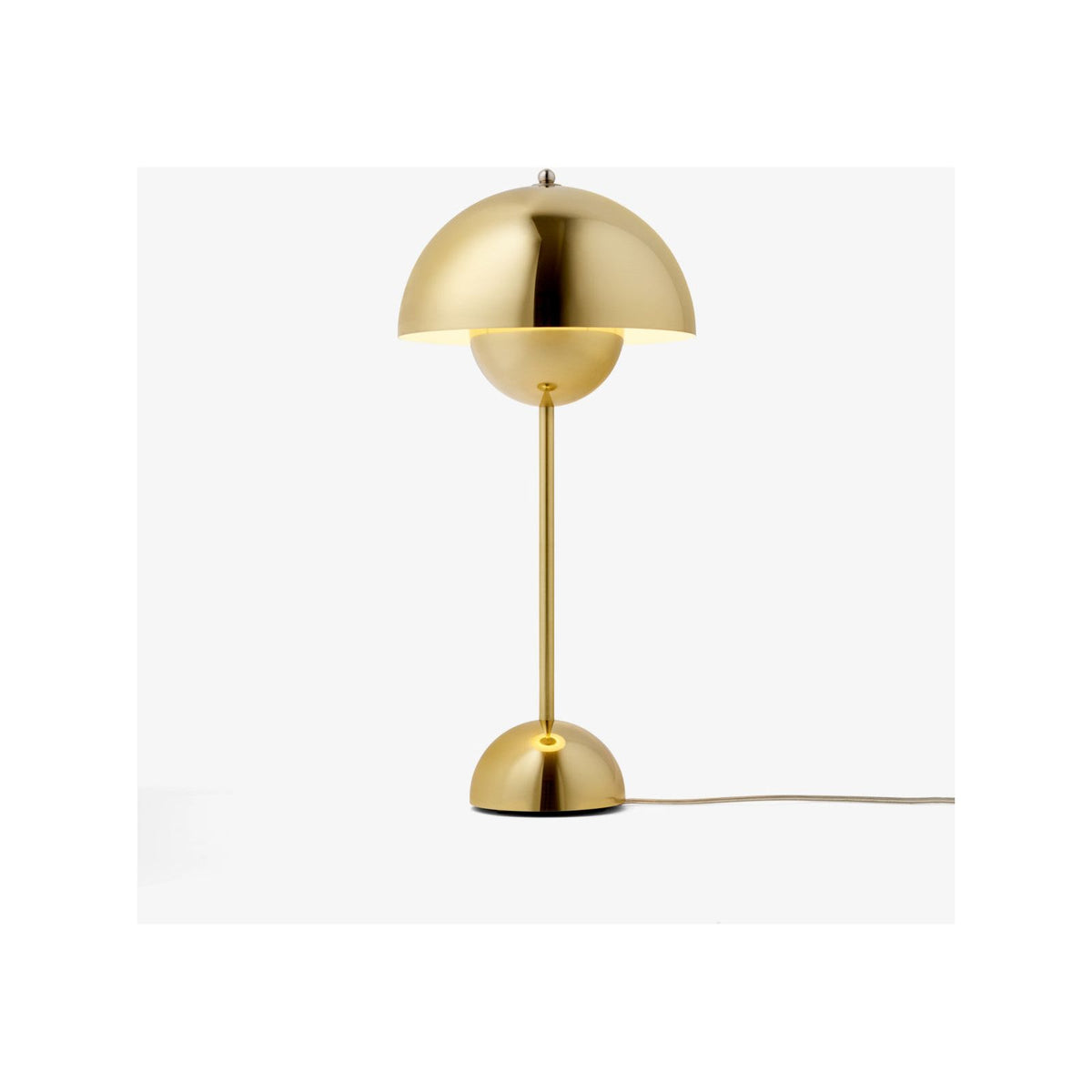 &Tradition - Flowerpot VP3 Table Lamp - AT-133084A268 | Montreal Lighting & Hardware