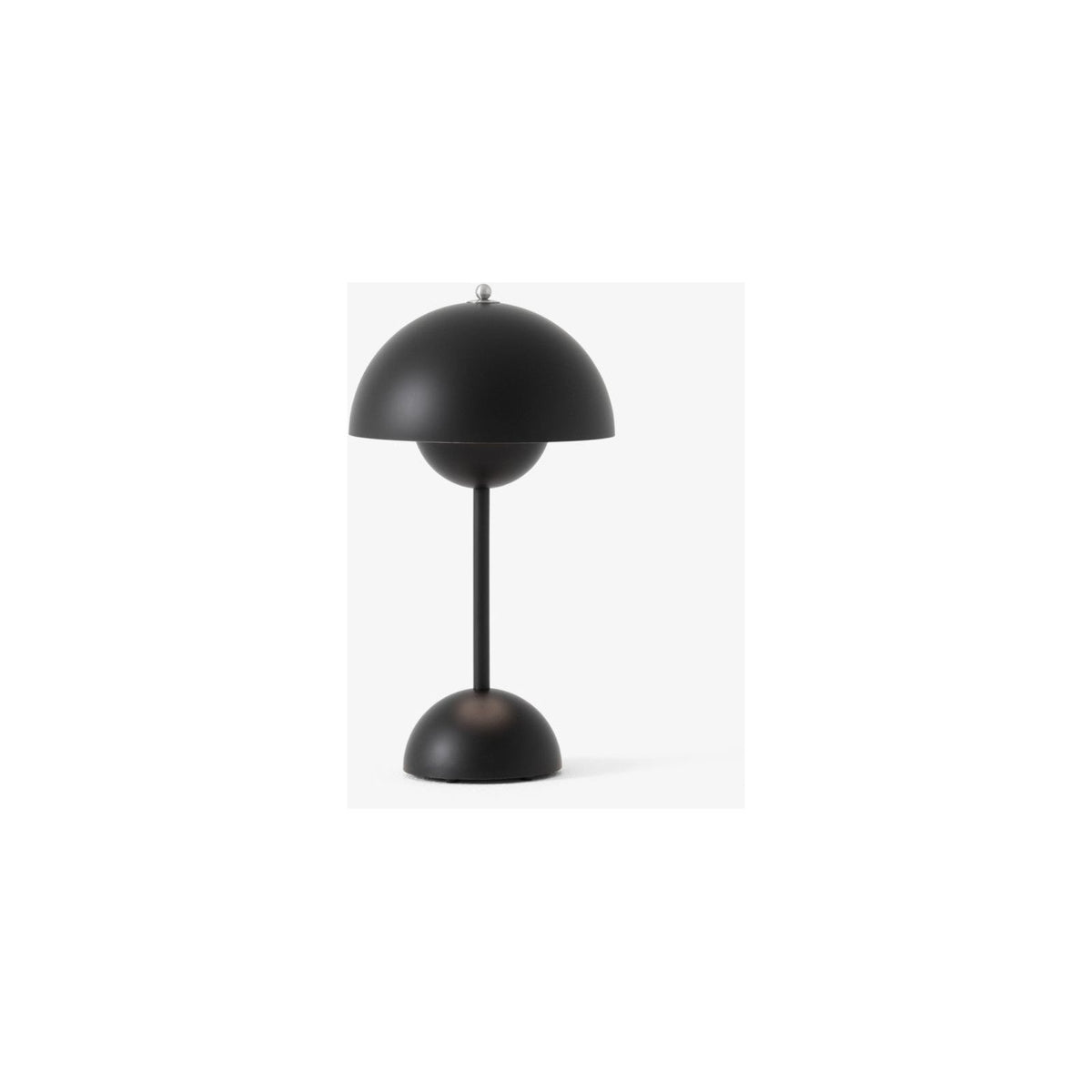 &Tradition - Flowerpot VP9 Portable Table Lamp - AT-133093A218 | Montreal Lighting & Hardware