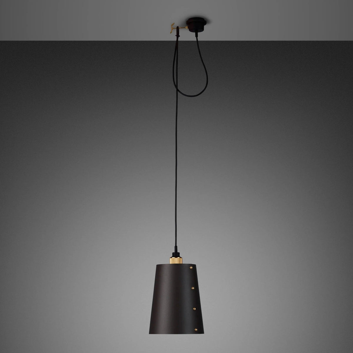 Buster + Punch - Hooked 1.0 Pendant - NHK-18480 | Montreal Lighting & Hardware