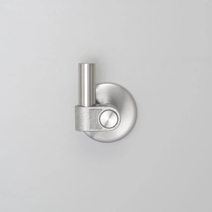 Buster + Punch - The Hook - Cast - UHS-071264 | Montreal Lighting & Hardware