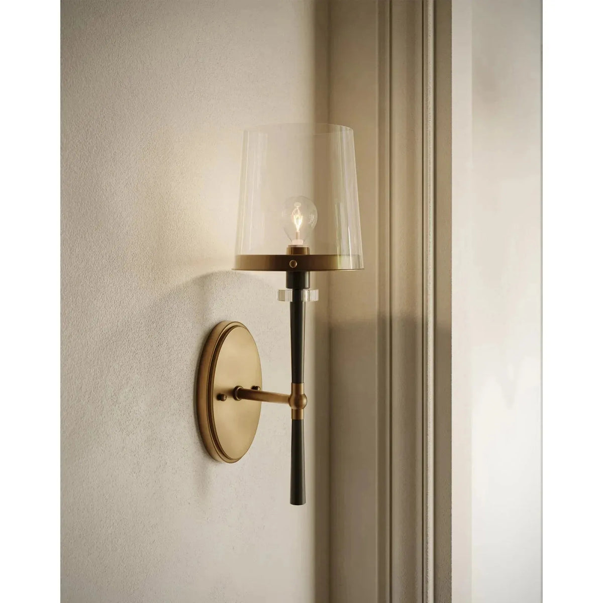 Currey and Company - Lyndall Wall Sconce - 5000-0254 | Montreal Lighting & Hardware