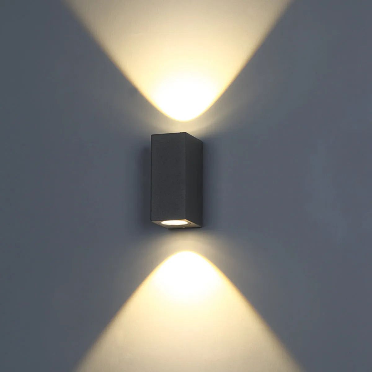 Eurofase - Dale LED Outdoor Wall Mount - 28290-018 | Montreal Lighting & Hardware