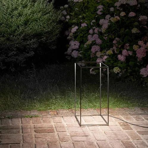 Flos - Ipnos Outdoor Floor Lamp - FU315030 | Montreal Lighting & Hardware