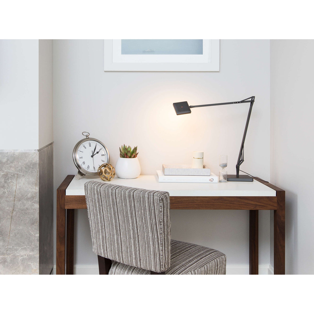 Flos - Kelvin Edge Task Lamp - F3452030 | Montreal Lighting & Hardware