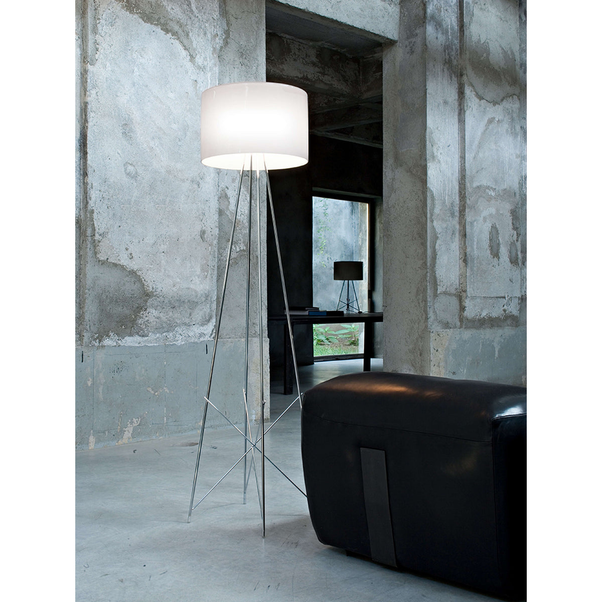 Flos - Ray Floor Lamp - FU592130 | Montreal Lighting & Hardware