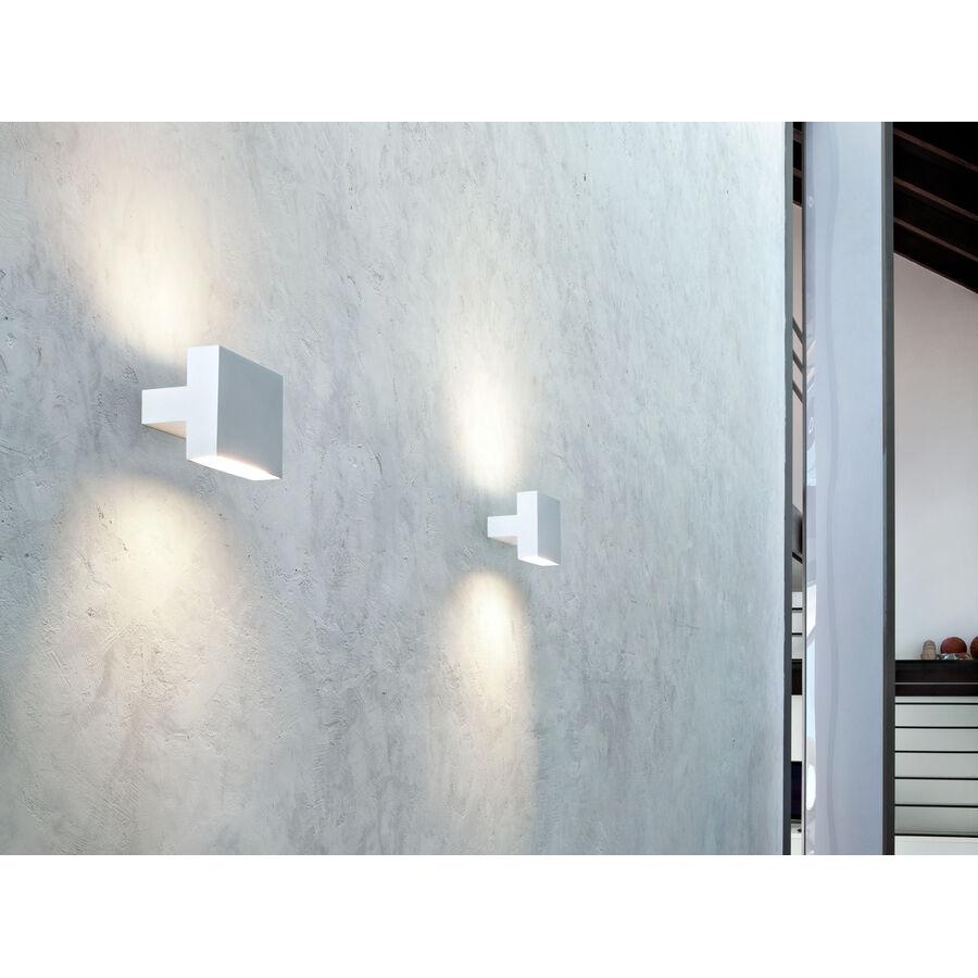 Flos - Tight Wall / Ceiling Light - F0011009 | Montreal Lighting & Hardware