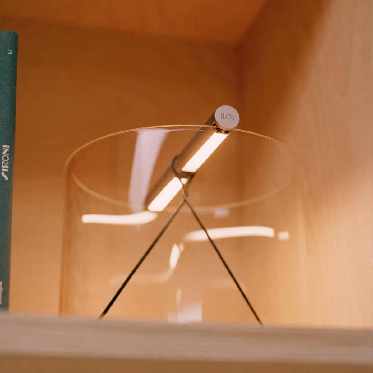 Flos - To-Tie Table/Floor Lamp - F7541031 | Montreal Lighting & Hardware