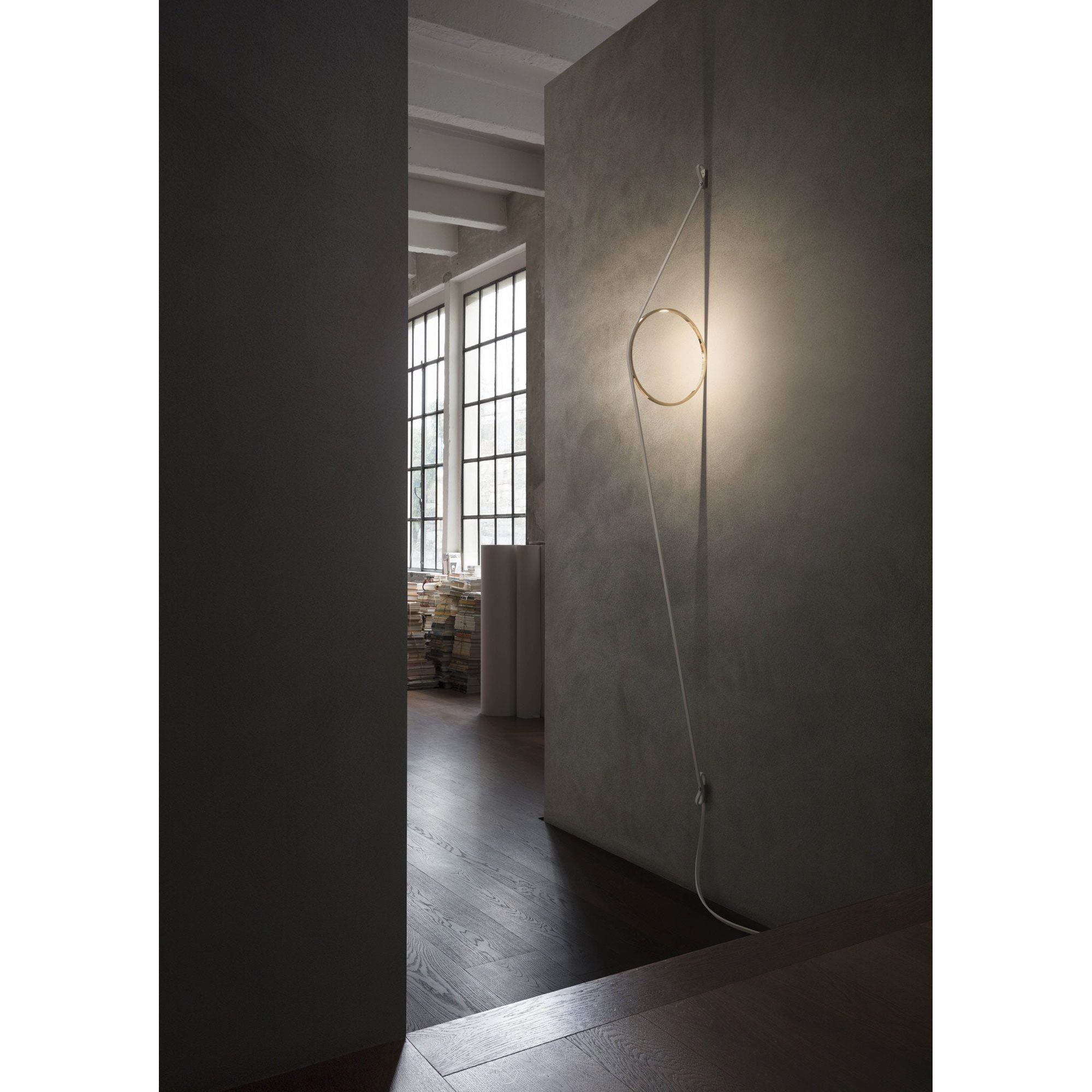 Flos - WireRing Plug-In Wall Light - F9513020 | Montreal Lighting & Hardware