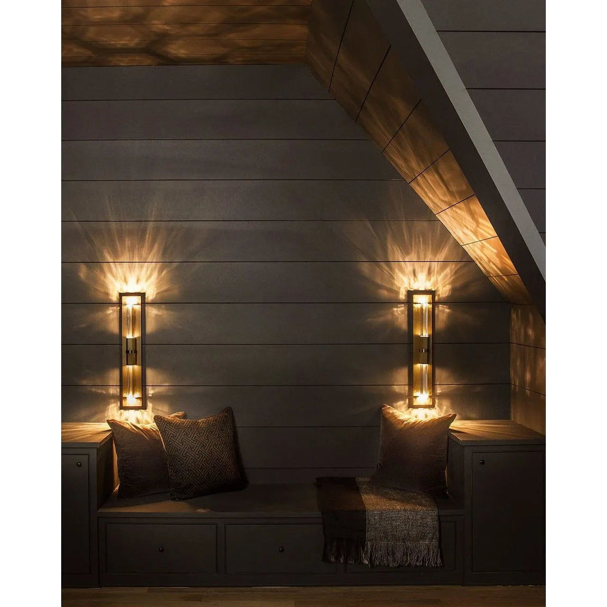 Hinkley Lighting - Cecily Large LED Sconce - FR30600HBR | Montreal Lighting & Hardware