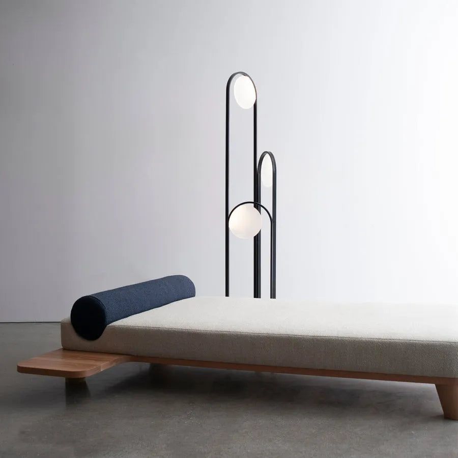 Hollis+Morris - Ellipse Floor Lamp - ELPSFLOOR-BLK | Montreal Lighting & Hardware