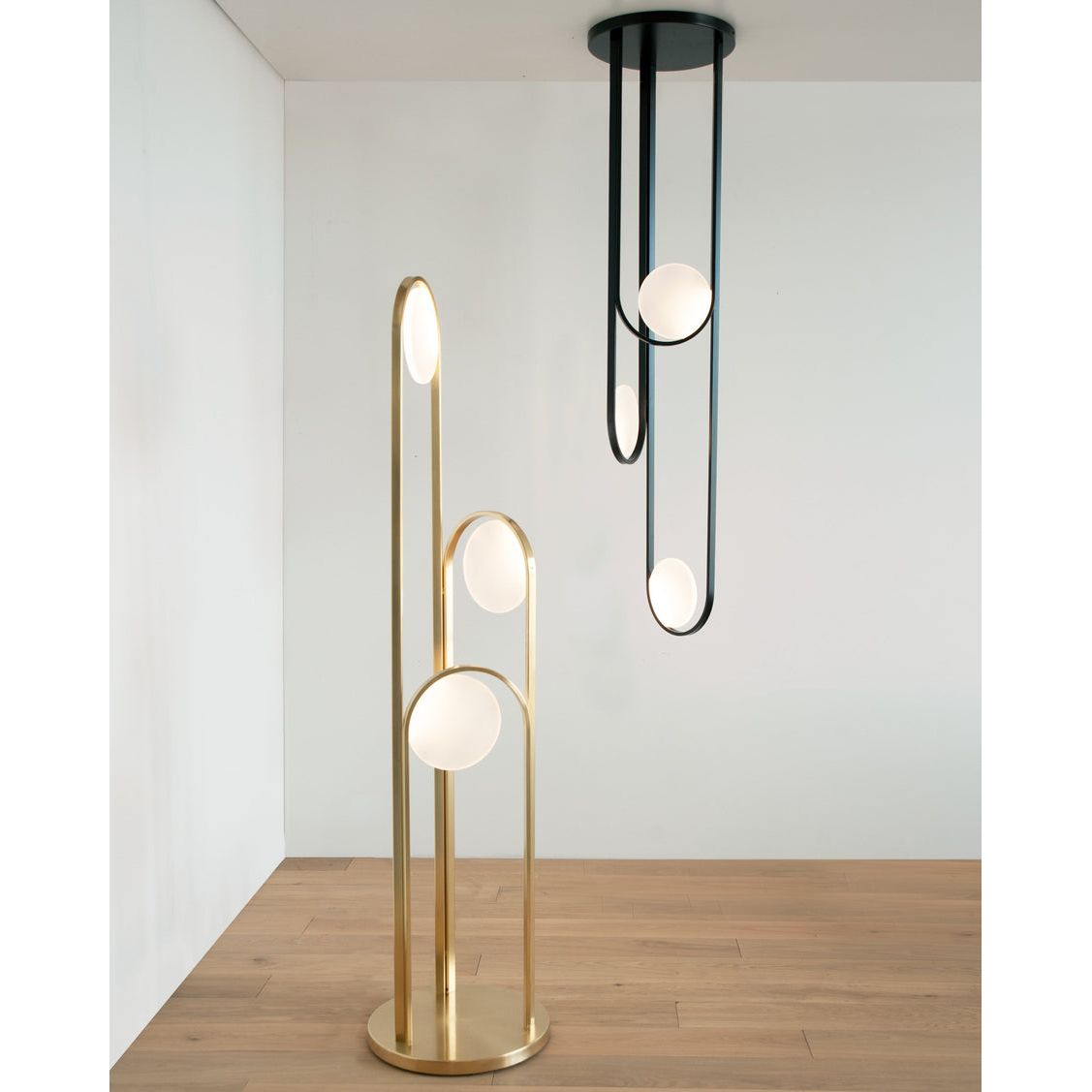 Hollis+Morris - Ellipse Floor Lamp - ELPSFLOOR-BLK | Montreal Lighting & Hardware