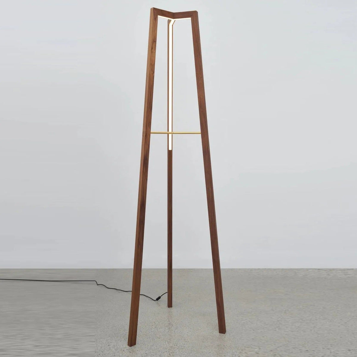 Hollis+Morris - Junction Floor Lamp - JCTNFLOOR-OKB | Montreal Lighting & Hardware