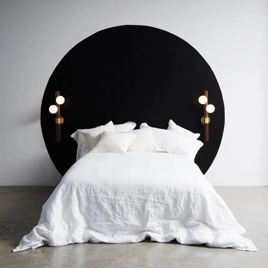 Hollis+Morris - Willow Wall Sconce - WILOSCONCE-LFT-OKB-BLK | Montreal Lighting & Hardware