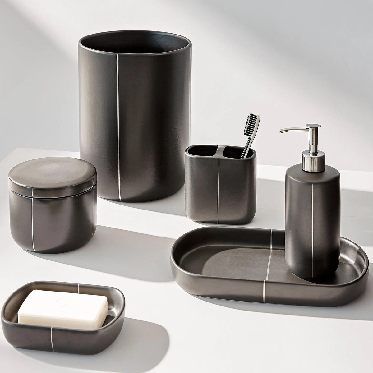 Kassatex - Nero Bath Accessories - ANE-LD-BK | Montreal Lighting & Hardware