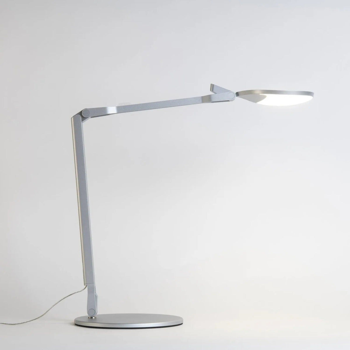 Koncept - Splitty Reach LED Desk Lamp - SPY-W-SIL-RCH-DSK | Montreal Lighting & Hardware