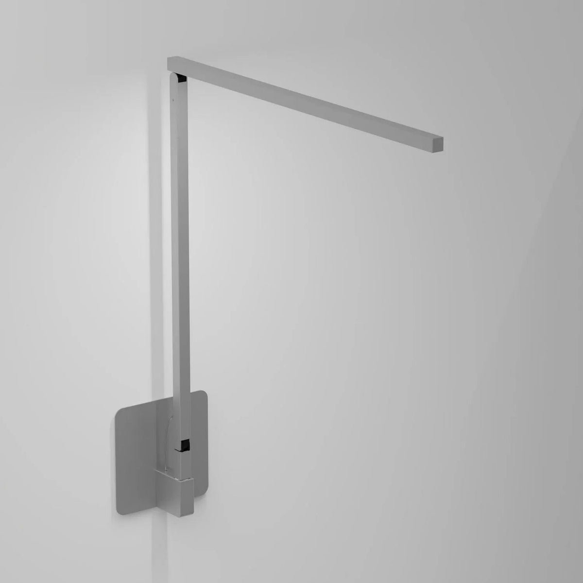 Koncept - Z-Bar Solo LED Desk Lamp Gen 4 - ZBD1000-D-SIL-HWS | Montreal Lighting & Hardware