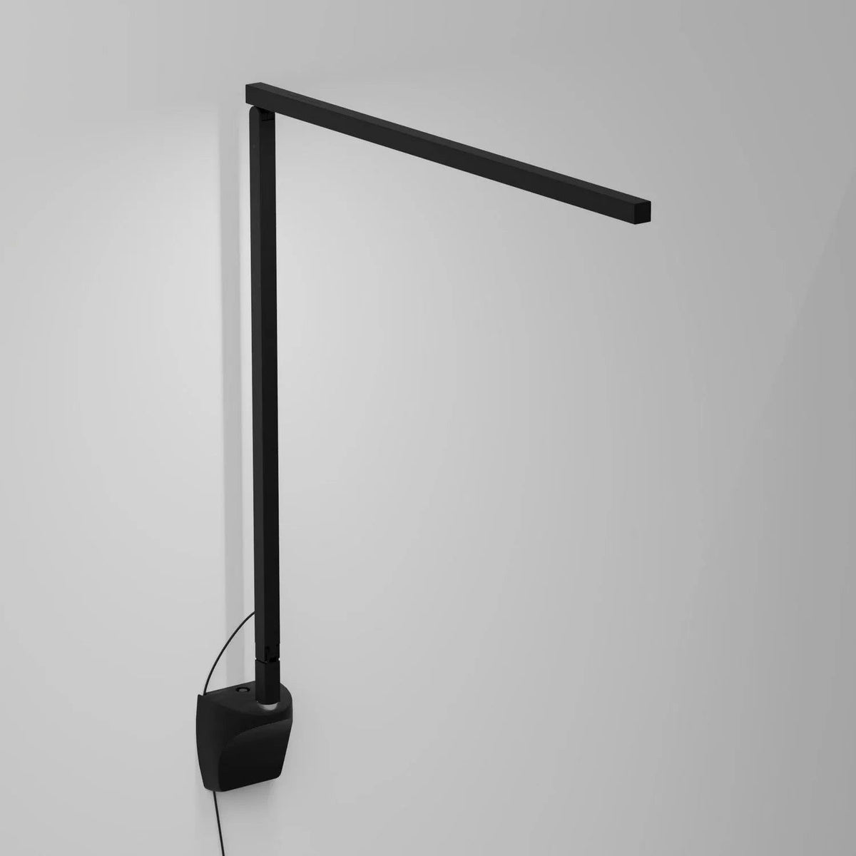 Koncept - Z-Bar Solo Pro LED Desk Lamp Gen 4 - ZBD1000-MTB-PRO-WAL | Montreal Lighting & Hardware