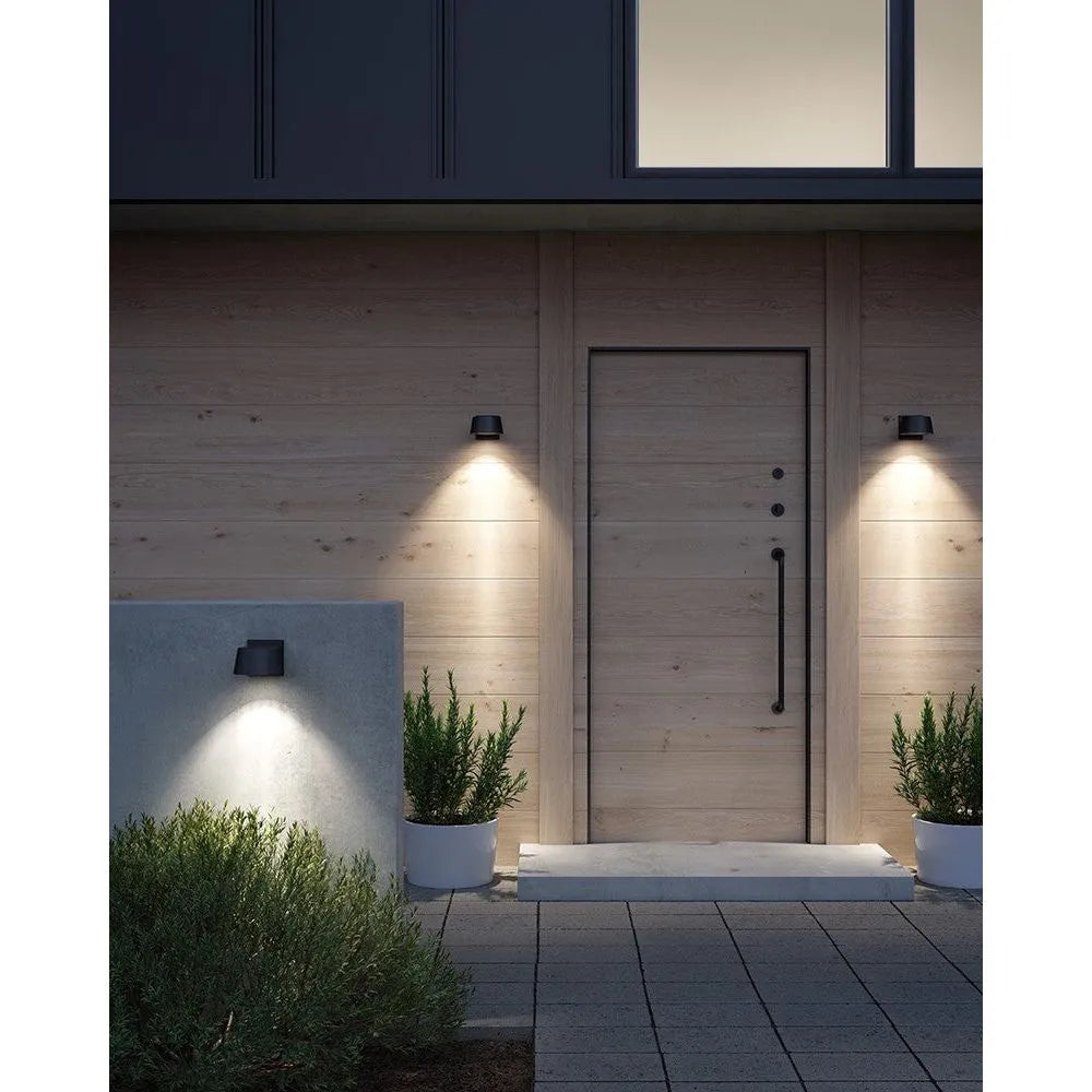 Kuzco Lighting - Carson LED Exterior Wall Sconce - EW61806-BK-UNV | Montreal Lighting & Hardware