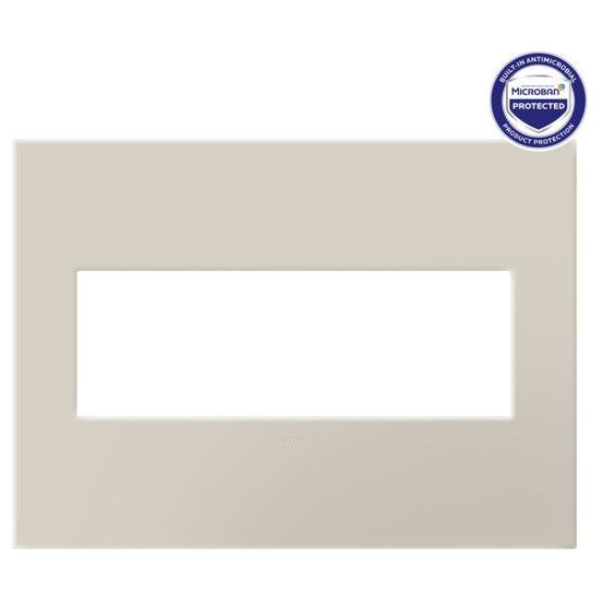 Legrand Canada - AWP3GOM - Wall Plate