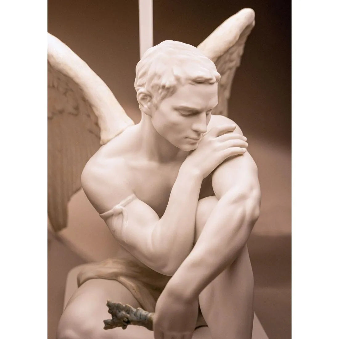 Lladro - Protective Angel Table Lamp - 1024265 | Montreal Lighting & Hardware