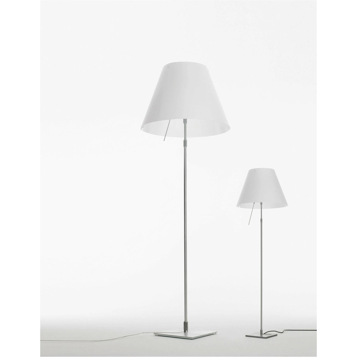 Montreal Lighting & Hardware - Grande Costanza Floor by Luceplan | OPEN BOX - 1D13GTIH0520-OB | Montreal Lighting & Hardware