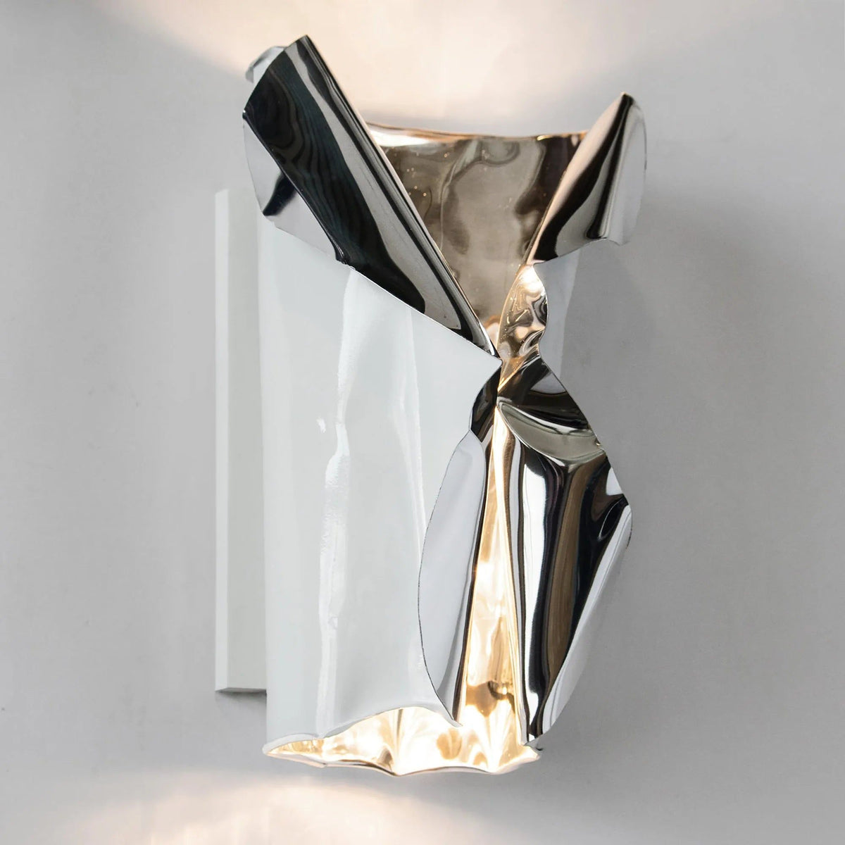 Ridgely Studio Works - Luster Wall Light - LU-WS-BLG | Montreal Lighting & Hardware