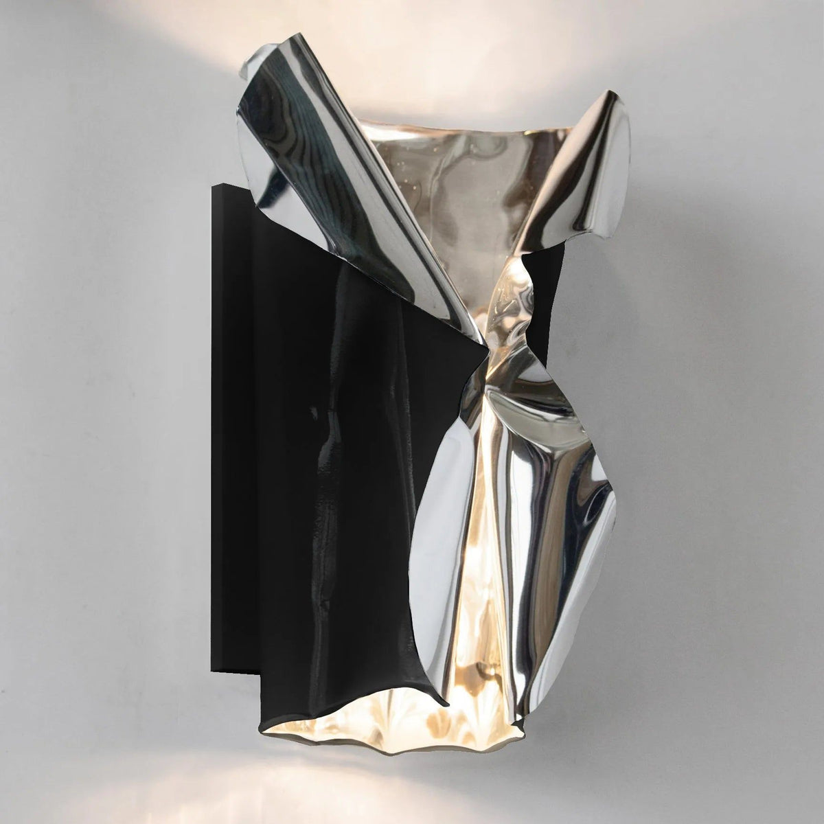 Ridgely Studio Works - Luster Wall Light - LU-WS-BLG | Montreal Lighting & Hardware