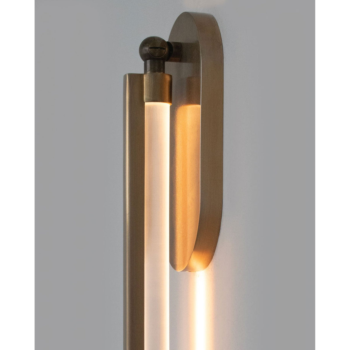 Ridgely Studio Works - Ray Slim Wall Sconce - RAYSM-WS-PL-16-MB | Montreal Lighting & Hardware