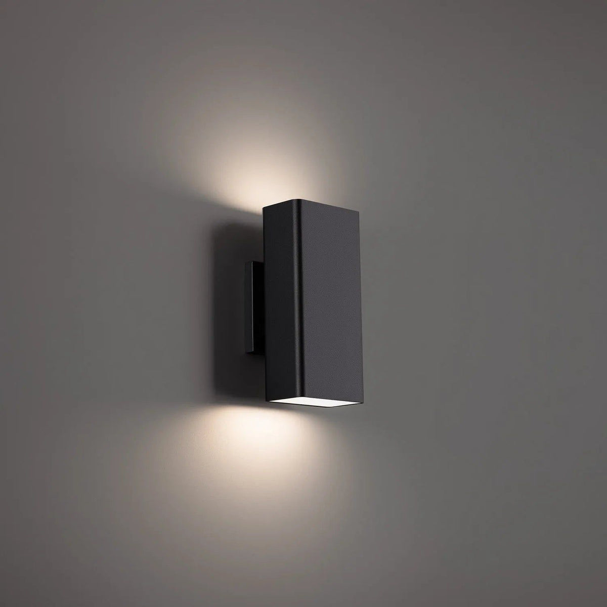 WAC Lighting - Edgey LED Outdoor Wall Sconce - WS-W17310-30-BK | Montreal Lighting & Hardware