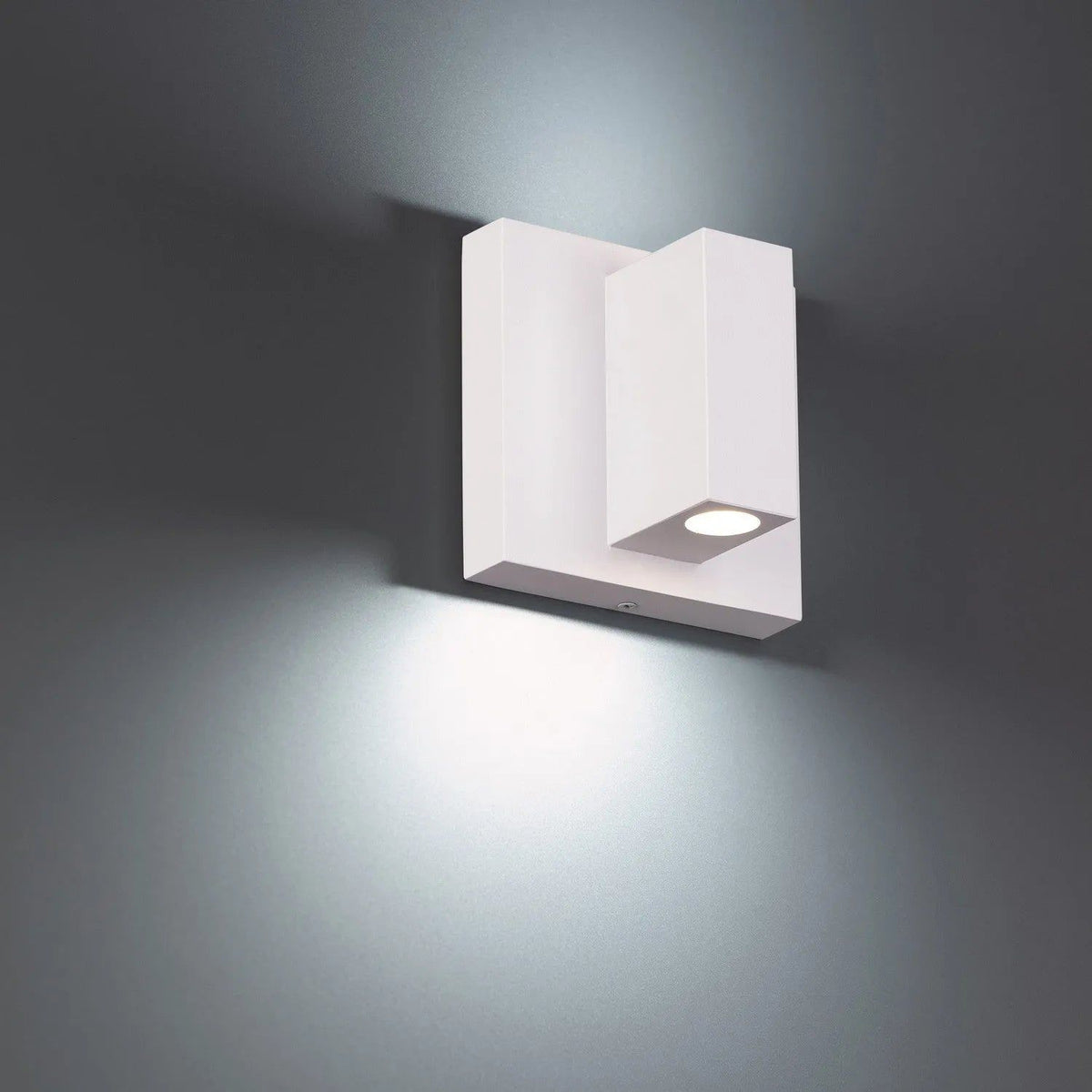 WAC Lighting - Vue LED Wall Sconce - WS-W230205-CS-WT | Montreal Lighting & Hardware