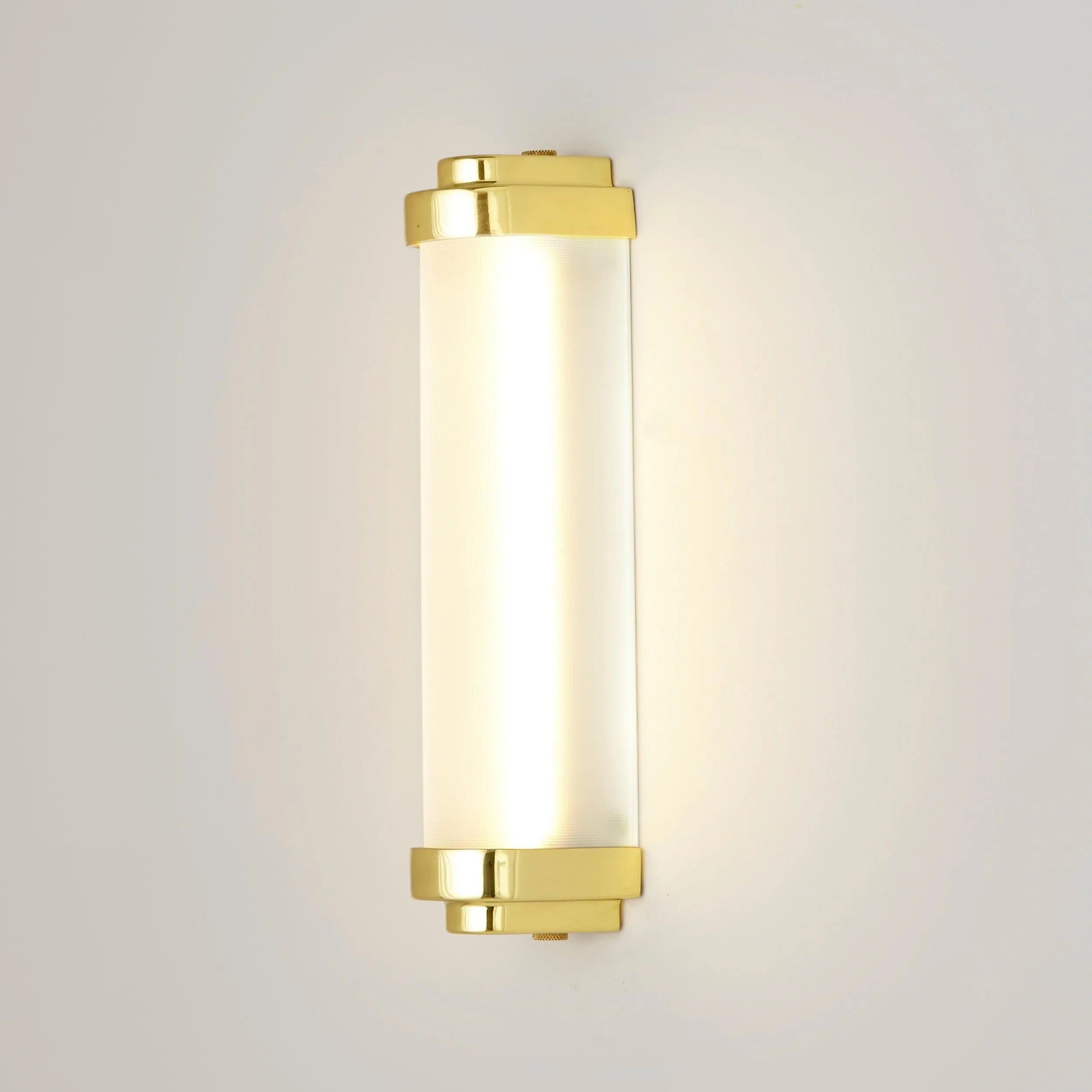 Davey Lighting - Cabin LED Wall Light - US-DP7218/27/BR/PO | Montreal Lighting & Hardware