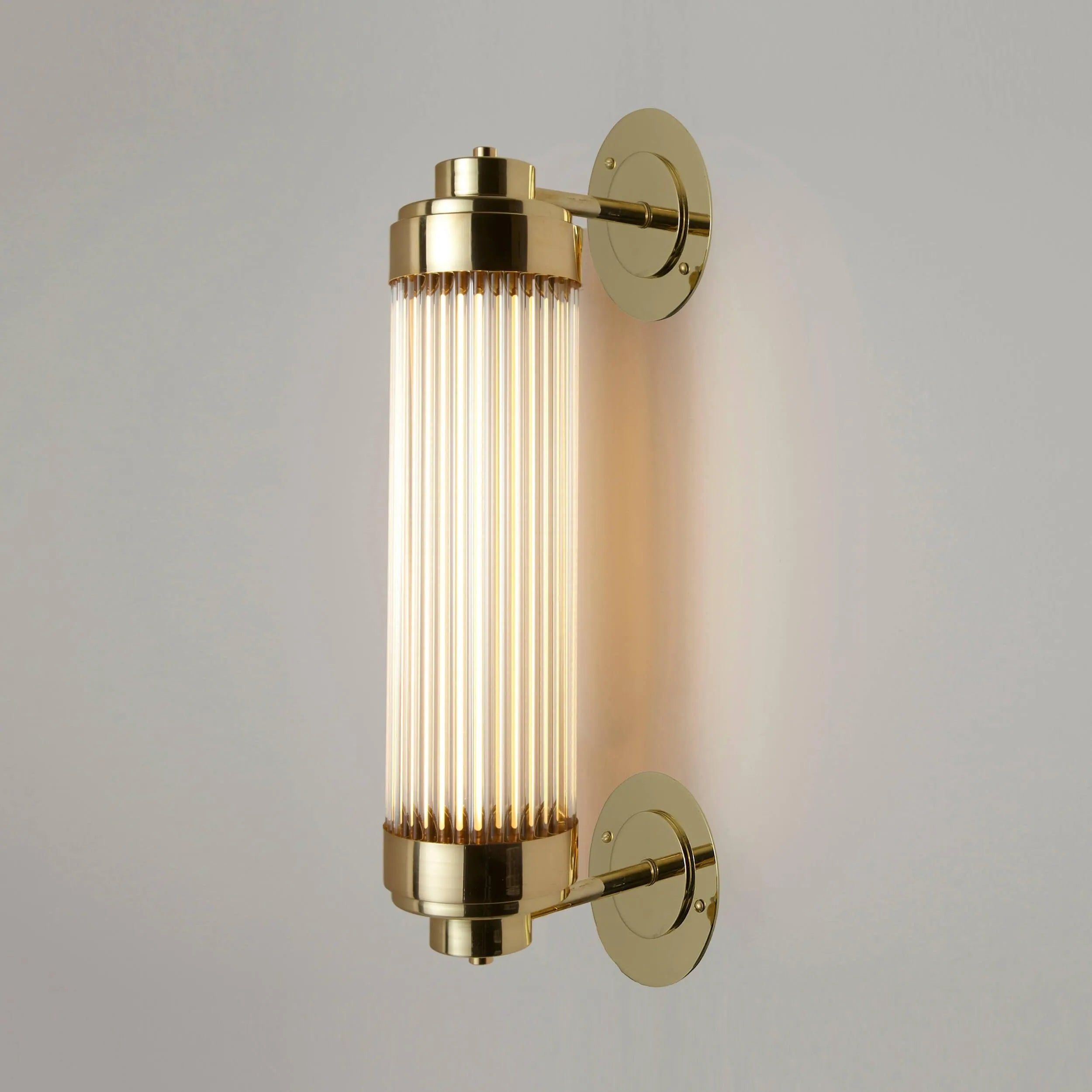 Davey Lighting - Pillar Offset Wall Light LED 7216 - US-DP7216/BR/PO | Montreal Lighting & Hardware