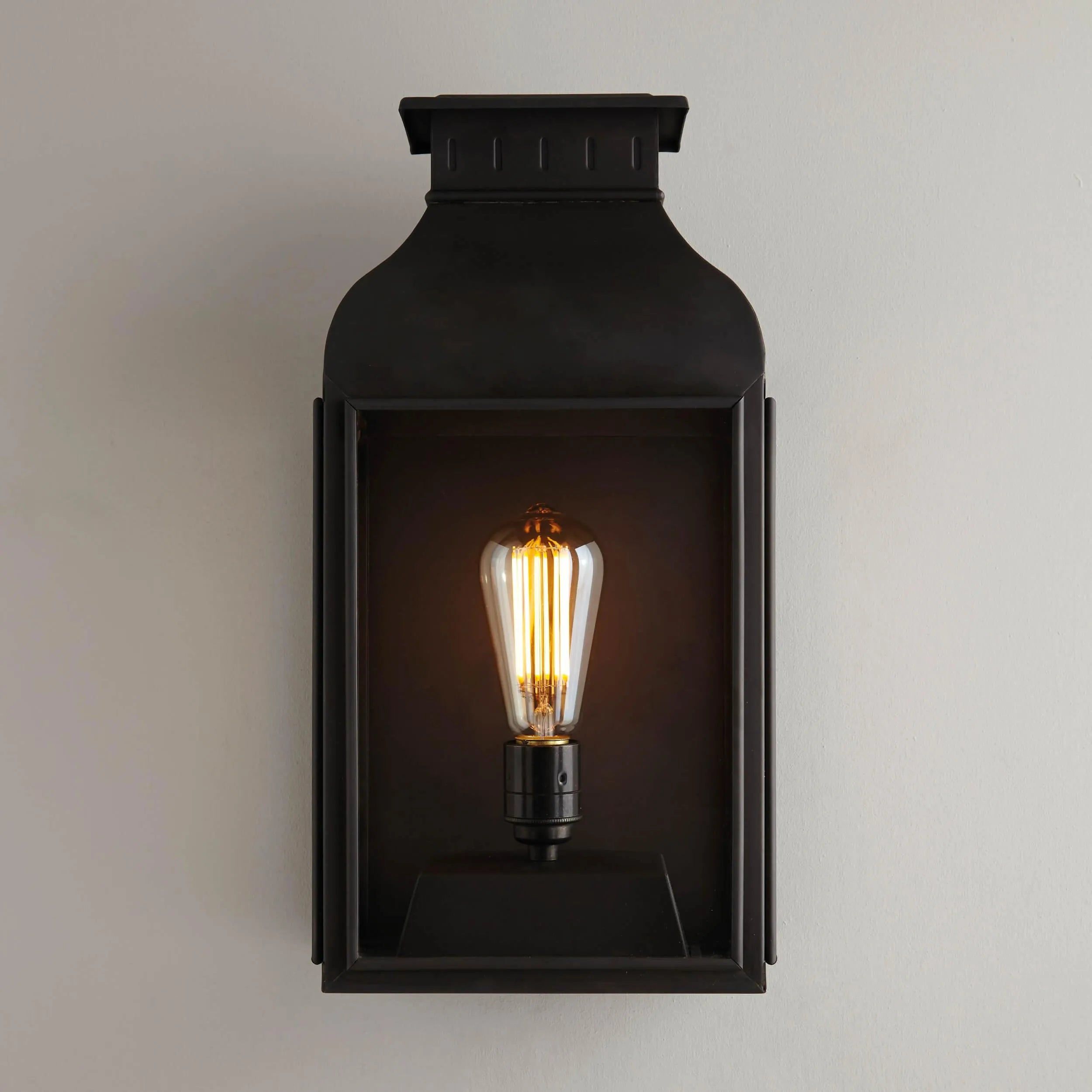 Davey Lighting - Wall Lantern 0276 - US-DP0276/BR/WE | Montreal Lighting & Hardware