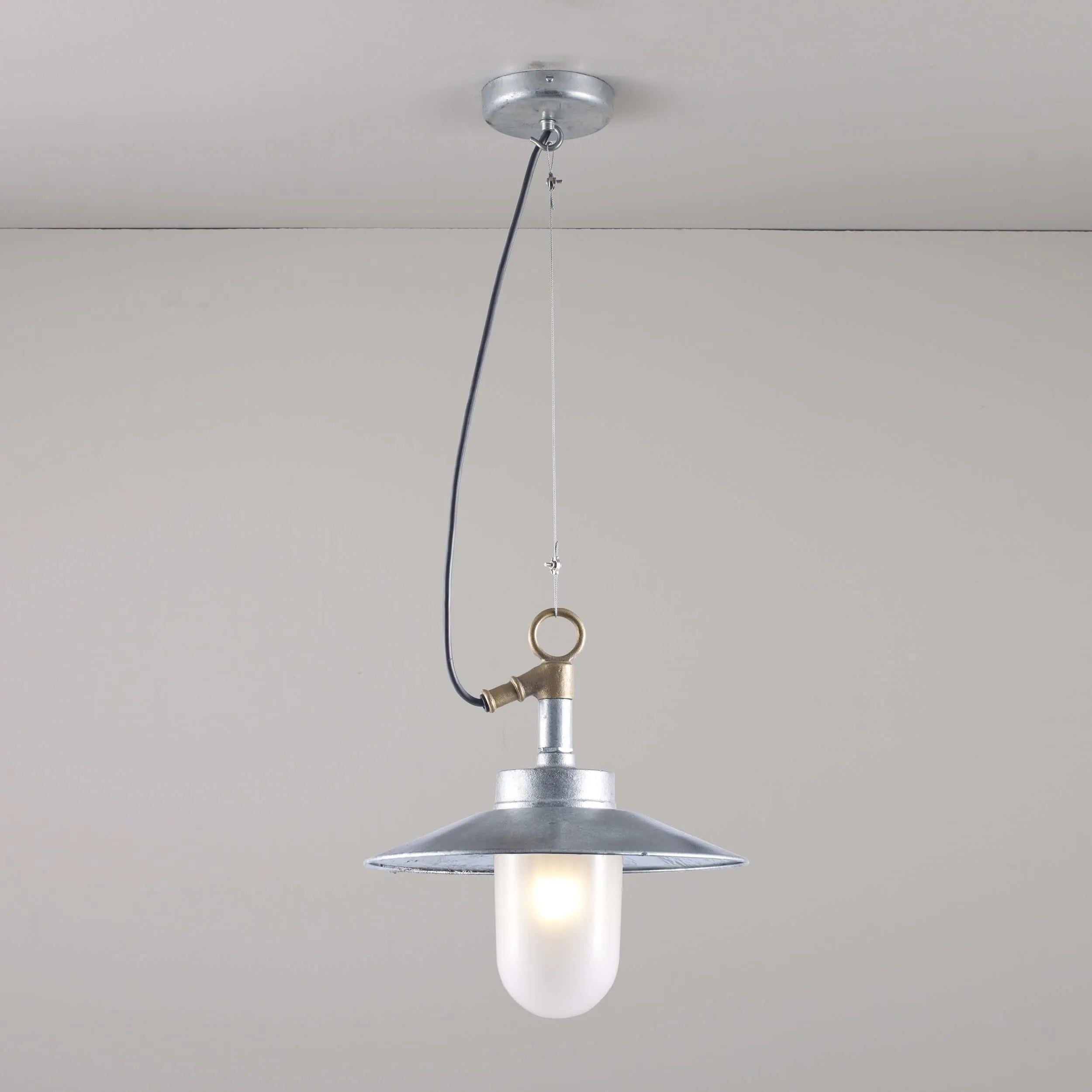 Davey Lighting - Well Glass Pendant With Visor 7680 IP44 - US-DP7680/PE/GA/FR/IP44 | Montreal Lighting & Hardware