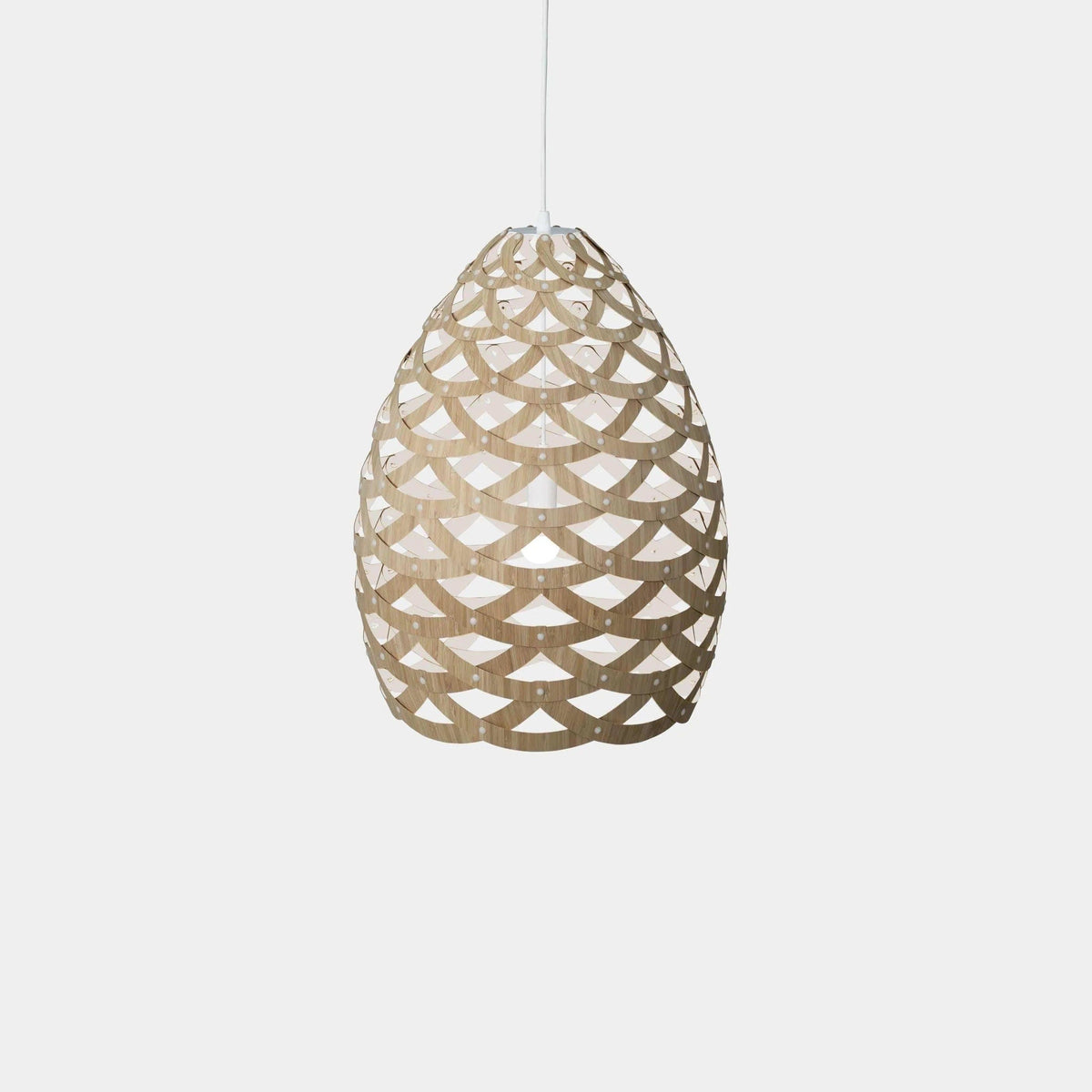 David Trubridge - Tui 680 Pendant - TUI-MEDI-WHI-BMB-ASM-PAK | Montreal Lighting & Hardware