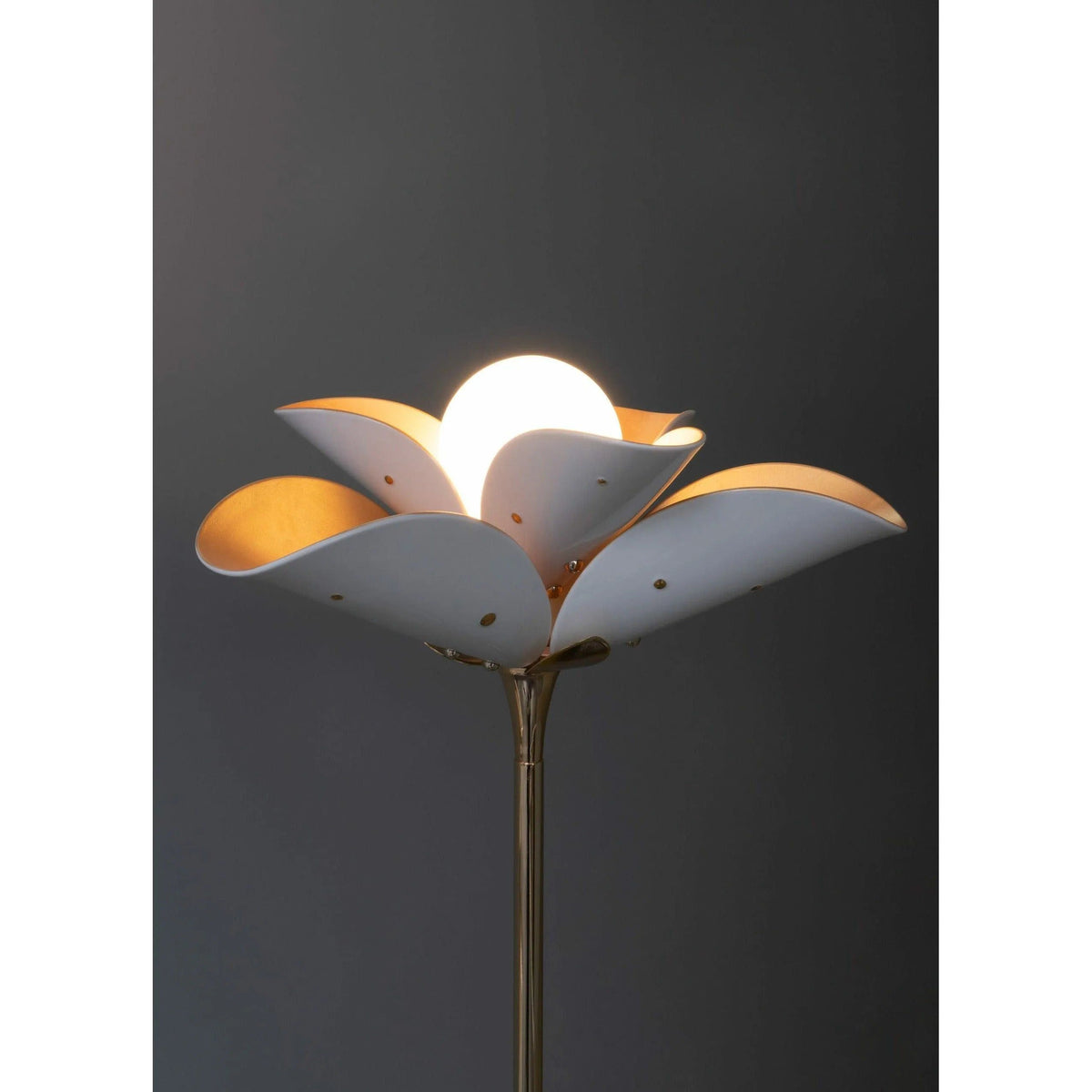 Lladro - Blossom Floor Lamp - 01024130 | Montreal Lighting & Hardware