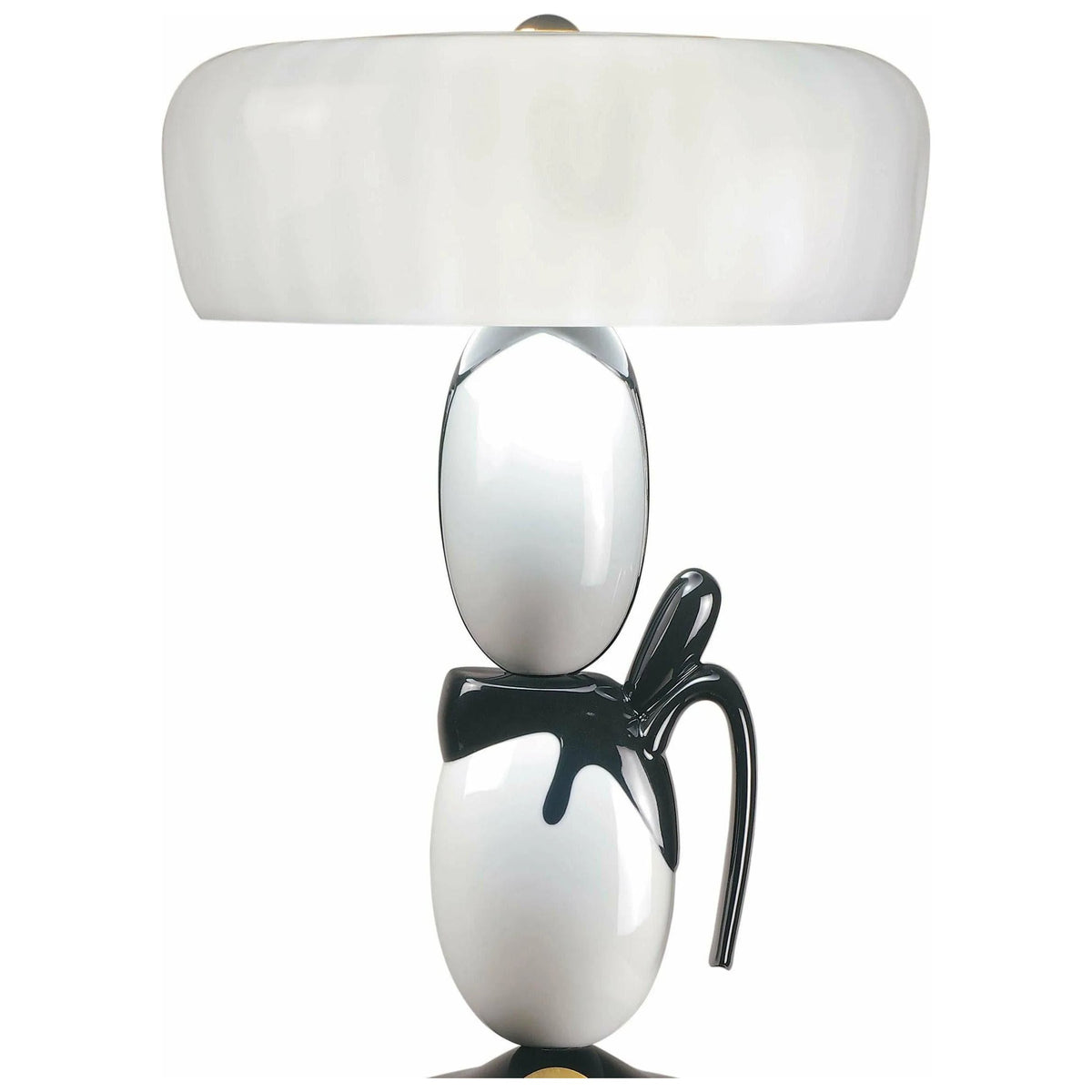 Lladro - Hairstyle (H/I/M) Table Lamp - 01017248 | Montreal Lighting & Hardware