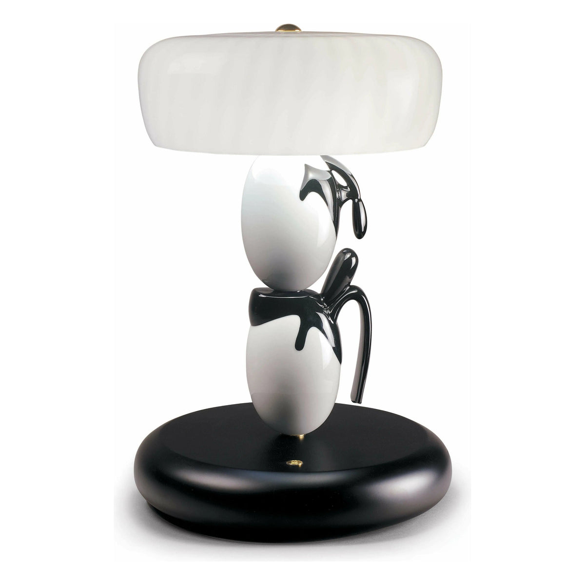 Lladro - Hairstyle (I/U) Table Lamp - 01017256 | Montreal Lighting & Hardware