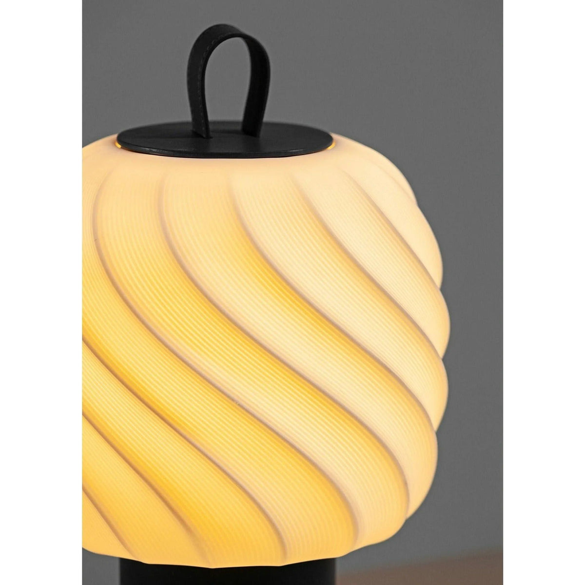 Lladro - Ice Cream Portable Lamp - 01024021 | Montreal Lighting & Hardware