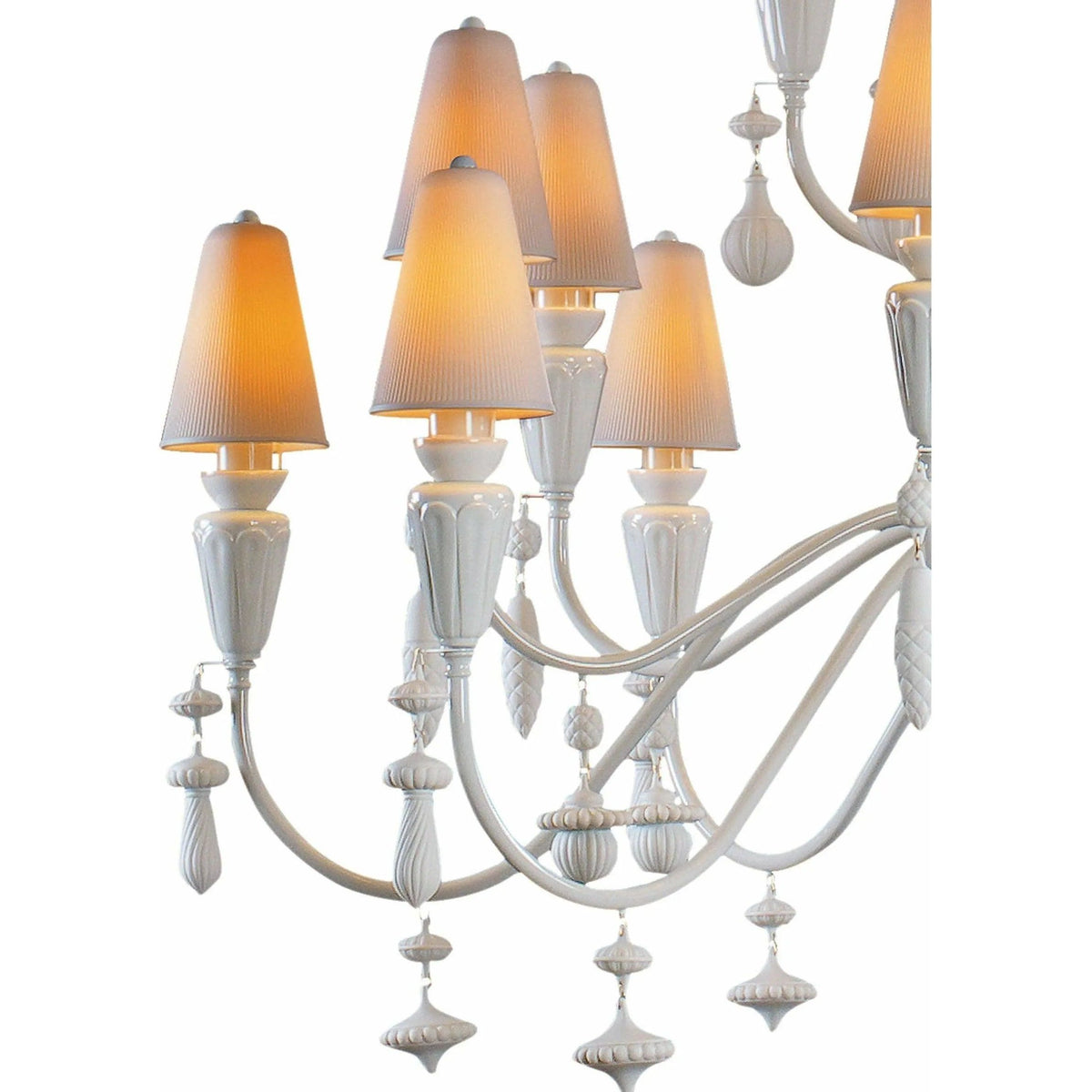 Lladro - Ivy & Seed 32 Lights Chandelier - 01023844 | Montreal Lighting & Hardware