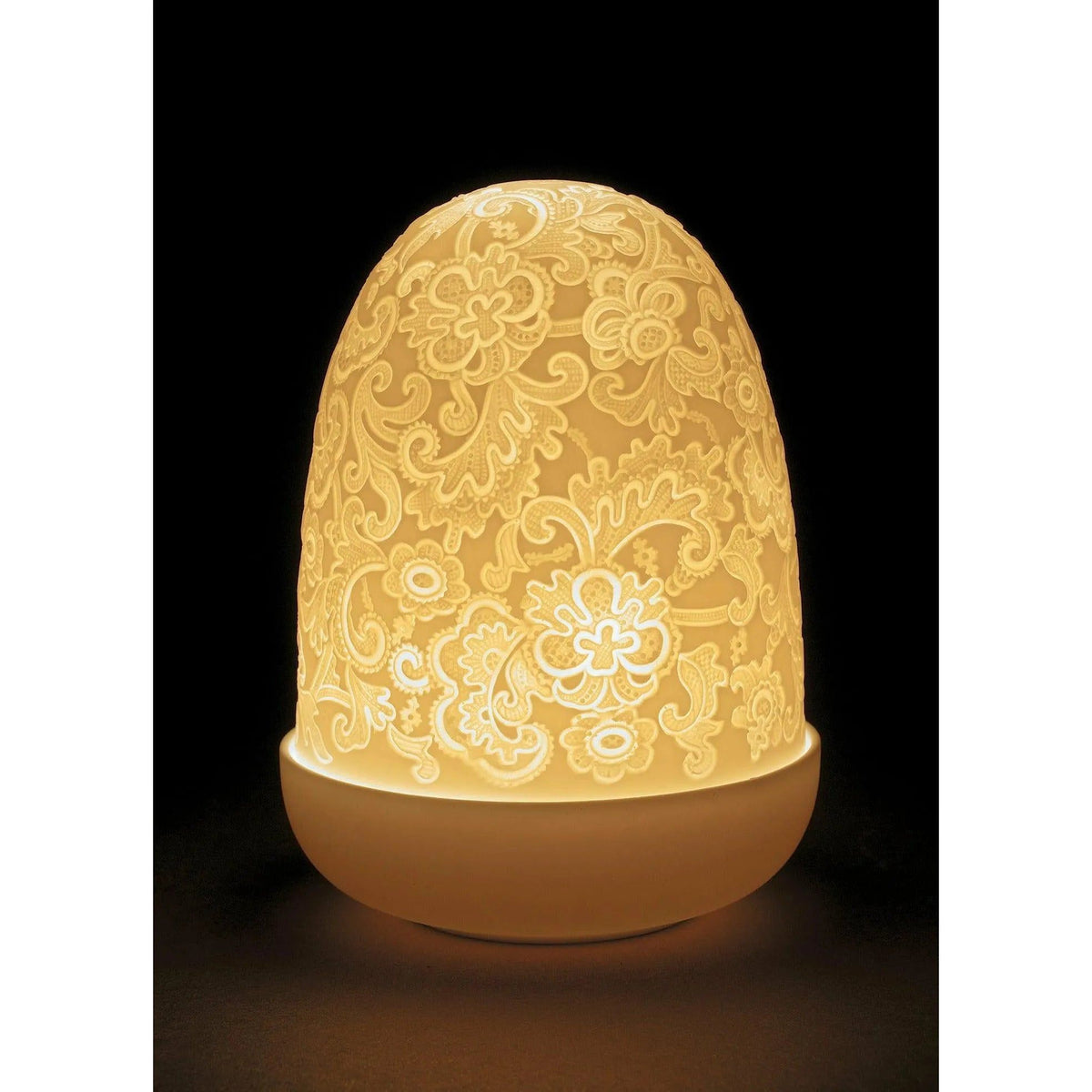 Lladro - Lace Dome Table Lamp - 01023890 | Montreal Lighting & Hardware