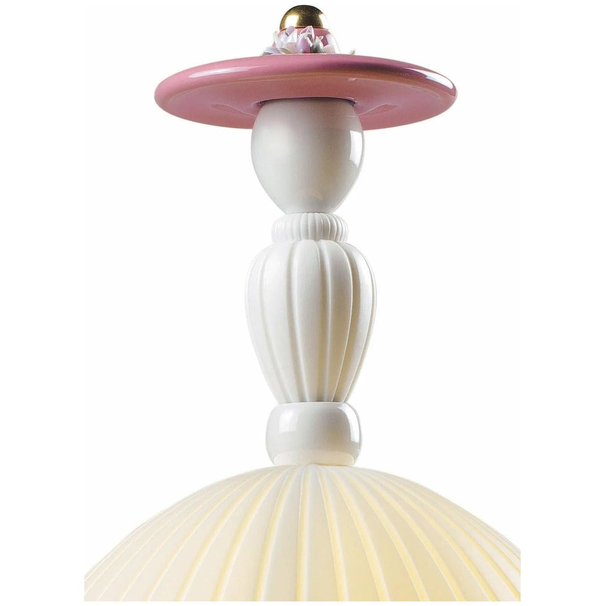 Lladro - Mademoiselle Elisabeth Table Lamp - 01023668 | Montreal Lighting & Hardware