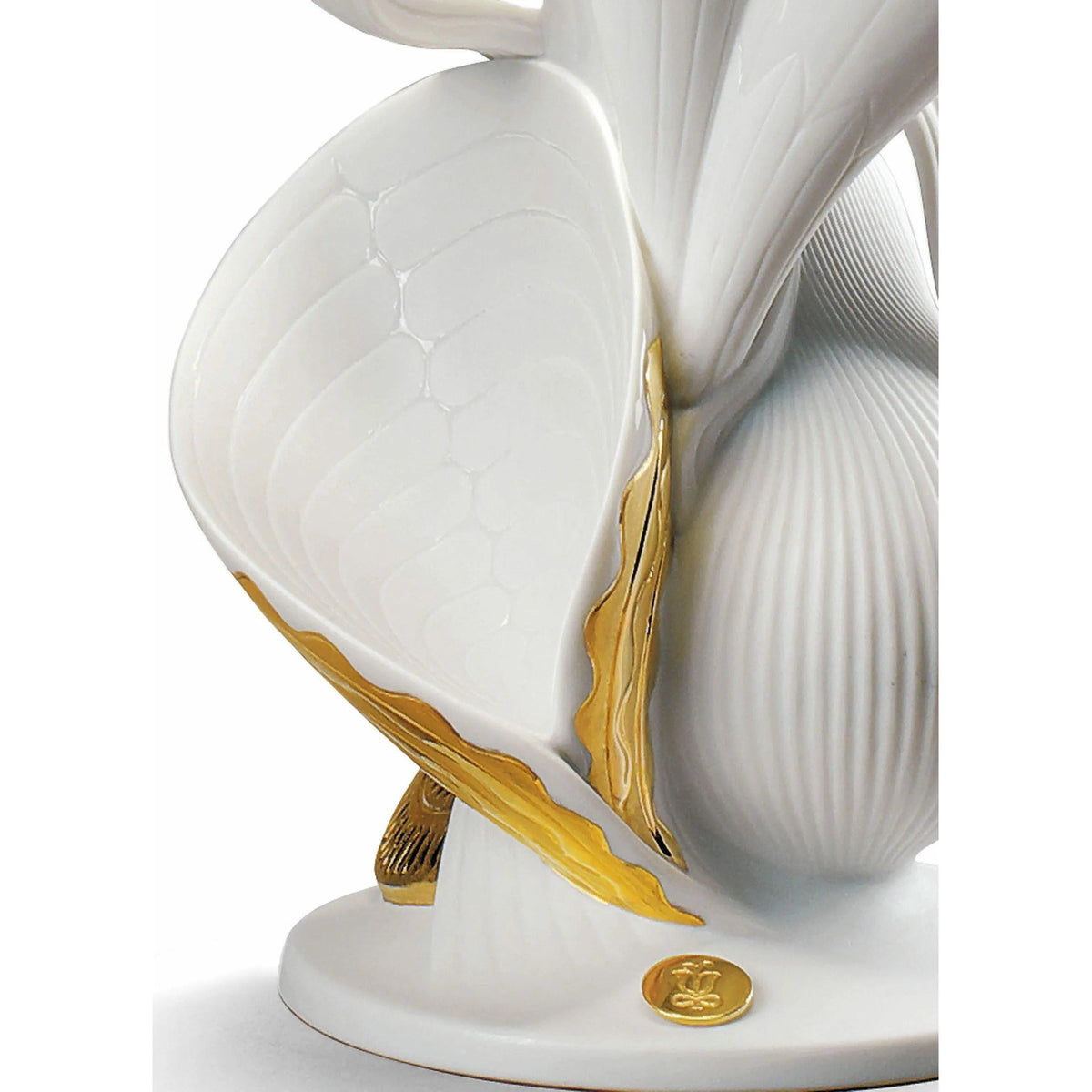 Lladro - Naturofantastic Living Nature Table Lamp - 01023740 | Montreal Lighting & Hardware