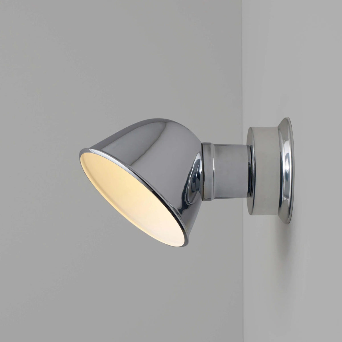 Original BTC - Ginger Wall Light - US-FW170CH | Montreal Lighting & Hardware