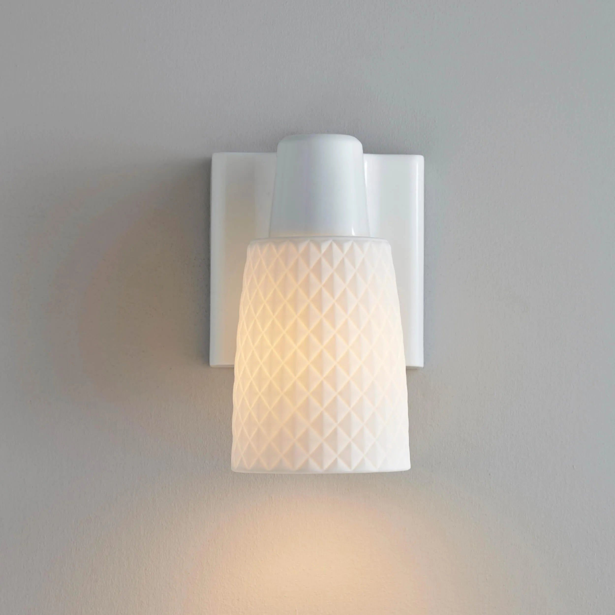 Original BTC - Oxford Wall Light - US-FW590N | Montreal Lighting & Hardware