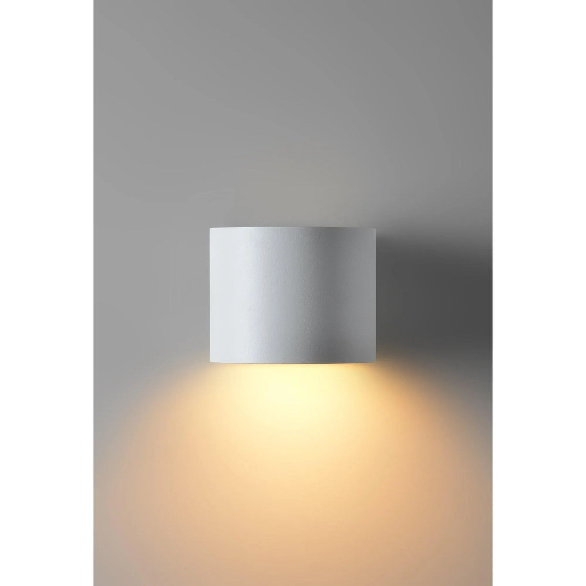 Renwil - Zak Wall Sconce - WS112 | Montreal Lighting & Hardware