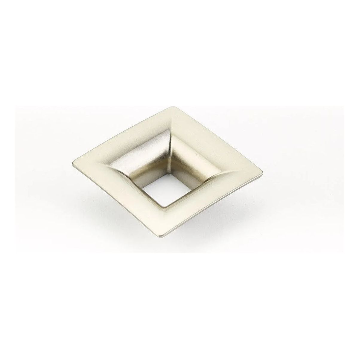 Schaub - Finestrino Flared Square Pull - 440-15 | Montreal Lighting & Hardware