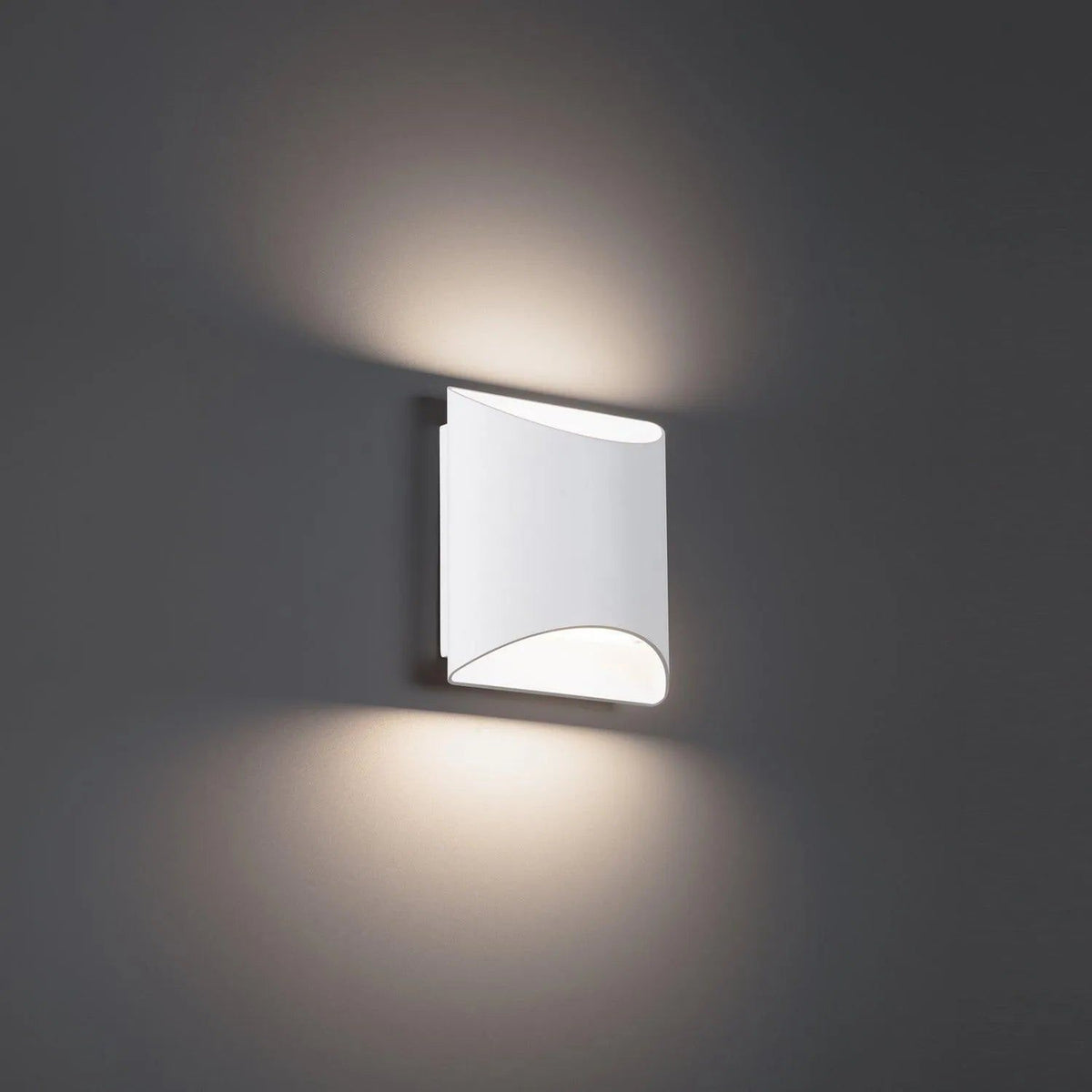 WAC Lighting - Duet LED Wall Sconce - WS-55206-35-WT | Montreal Lighting & Hardware